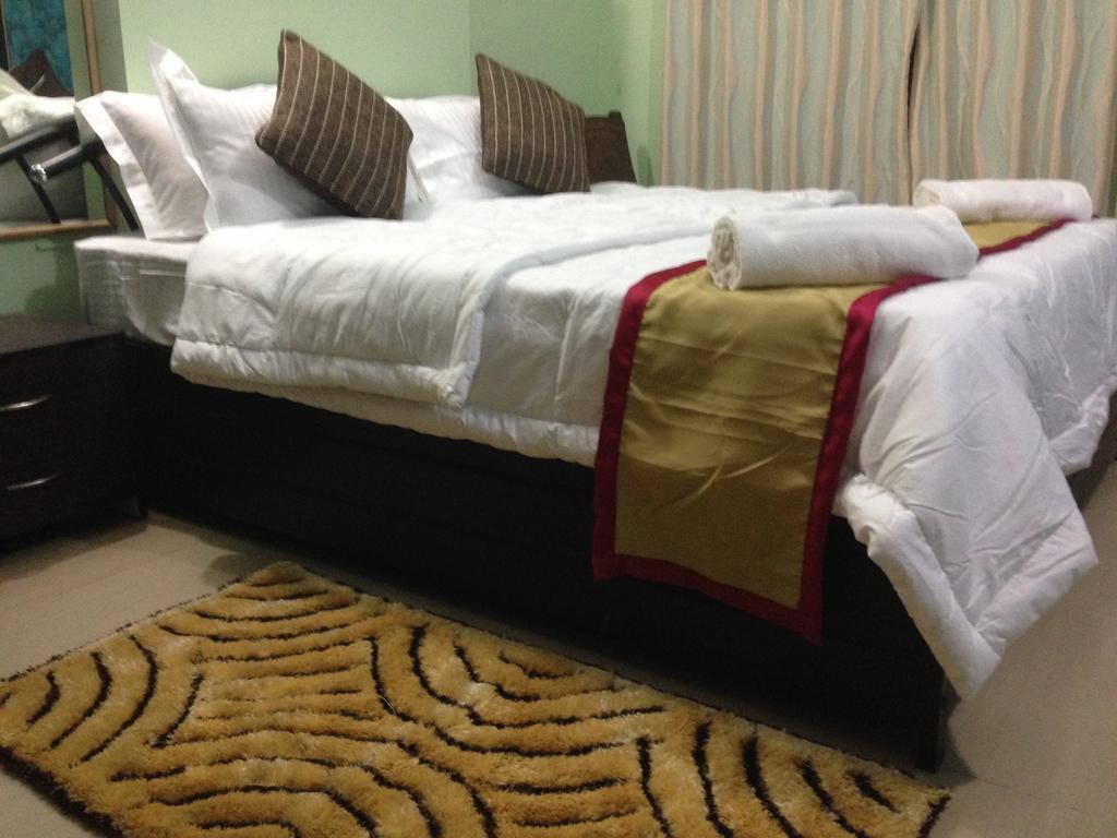 Veridical Hospitality - Powai-Chandivali Mumbai Exteriör bild